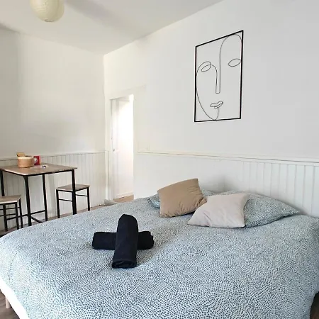 Apartment Entier Proche Des Commerces - 1 A 2 Pers -