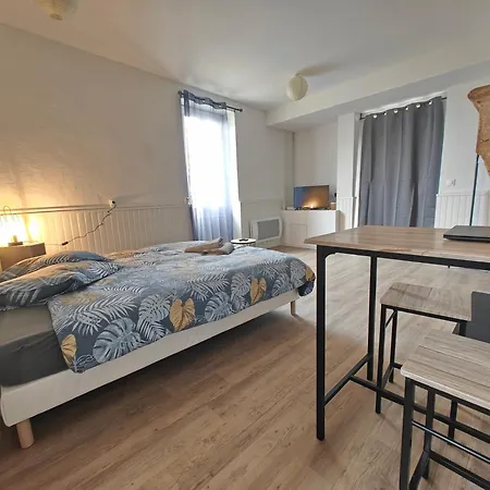 Entier Proche Des Commerces - 1 A 2 Pers -